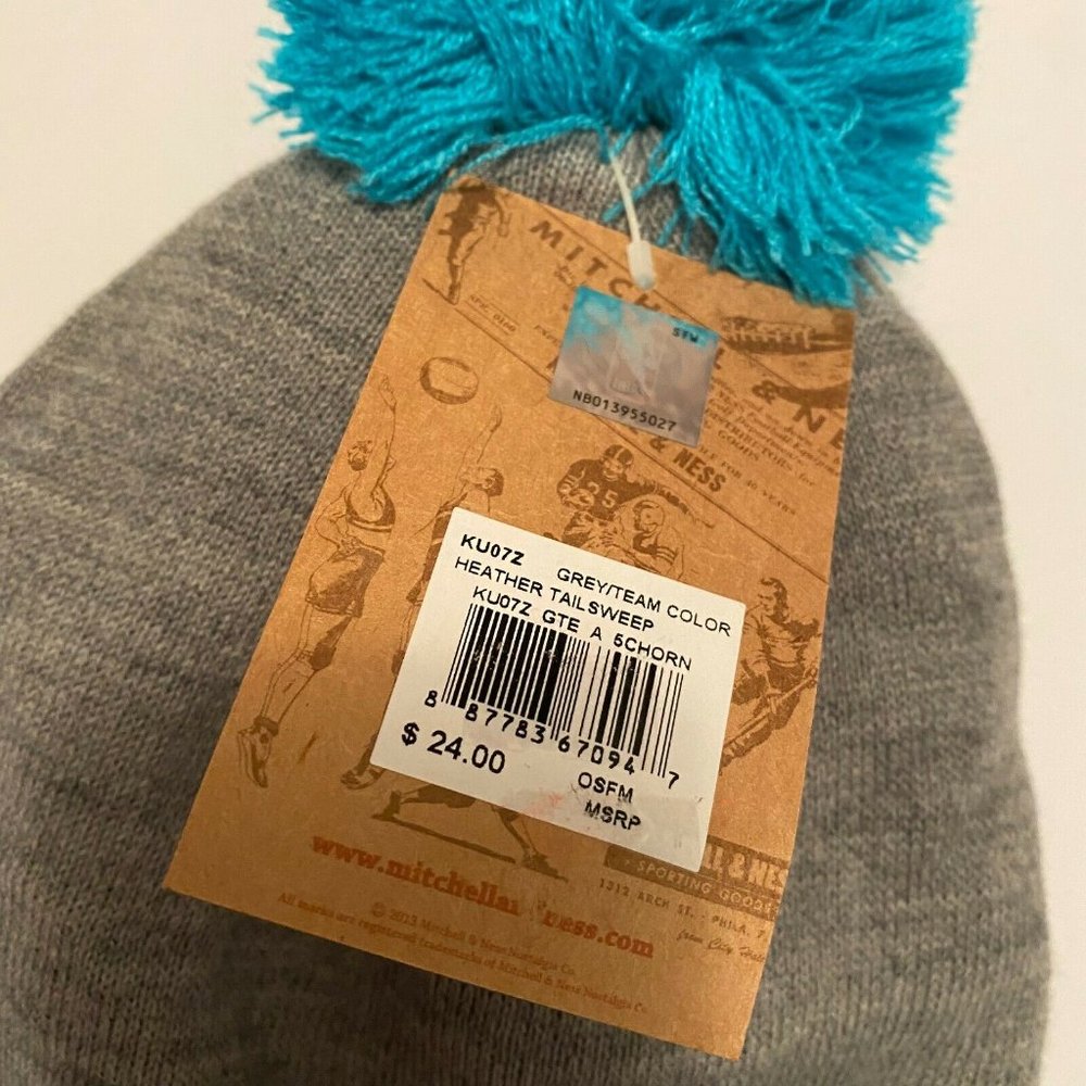 Mitchell & Ness Mens Gray Teal Charlotte Hornets NBA Heather Beanie Cap One Size - Picture 3 of 3